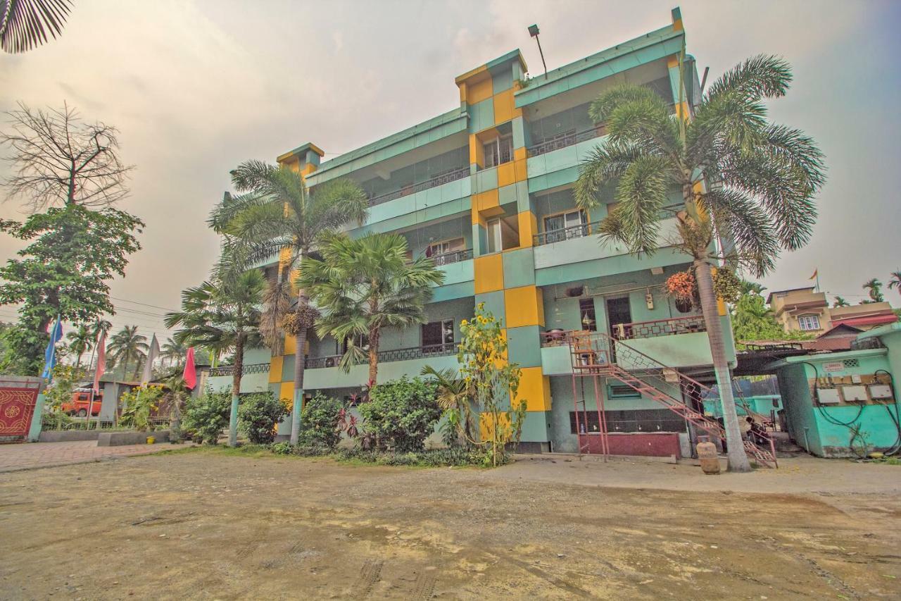 Hotel Nandanik Palace Fālākāta المظهر الخارجي الصورة